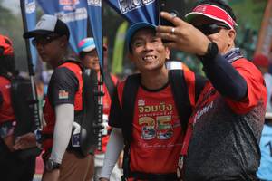 BIB: 18160
                            <button type="button" onclick="openModal(8251947)" class="btn btn-primary btn-sm float-right btn-popup" data-toggle="modal" data-target=".modal-high-quality">
                        <i class="fas fa-shopping-cart"></i> Add to Cart
                    </button>
                                            <button type="button" onclick="isThisMe(8251947, true)" class="btn btn-success btn-sm float-right btn-popup btn-isme hidden" data-toggle="tooltip" data-placement="bottom" title="นี่คือรูปของคุณใช่ไหม คลิกที่นี่เพื่อเอาเข้าอัลบั้ม">
                        <i class="fas fa-plus"></i> Add to album
                    </button>
                    <button type="button" onclick="isThisMe(8251947, false)" class="btn btn-warning btn-sm float-right btn-popup btn-isnotme hidden">
                        <i class="fas fa-ban"></i> Remove from album
                    </button>